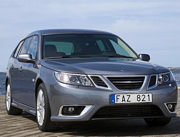 Saab 9-3 BioPower: Mit dem manuellen 6-Gang-Getriebe sind 225 km/h Spitze drin, die Beschleunigung auf Tempo 100 dauert 8,1 Sekunden.